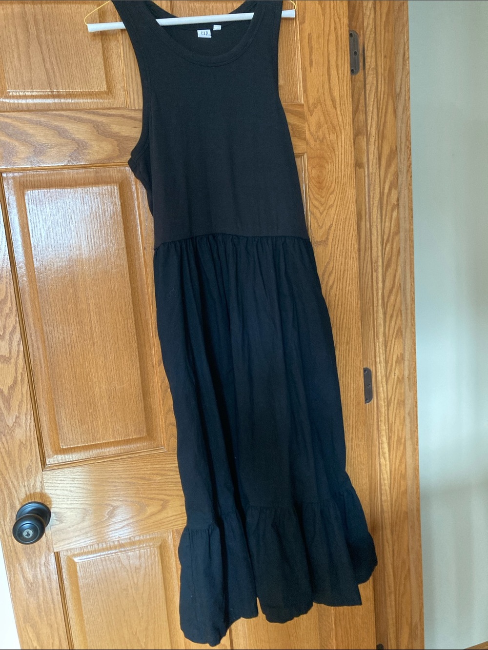 Gap ' Black Sleeveless Tiered Maxi Dress